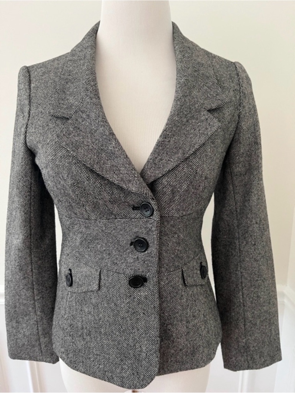 The Limited Gray Tweed Blazer Size 4 Tailored Herringbone Wool Blend